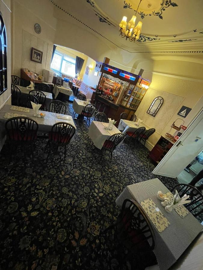 Bed and Breakfast Nevele à Blackpool Extérieur photo